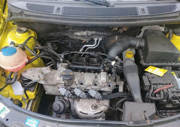 Skoda Fabia cena 12800 przebieg: 181000, rok produkcji 2009 z Częstochowa małe 137